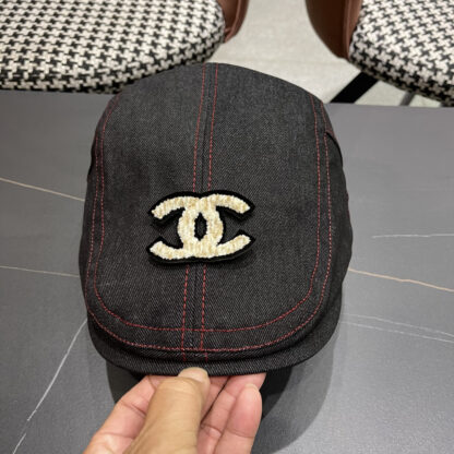 Chanel Japanese retro couple casual British beret - Image 5