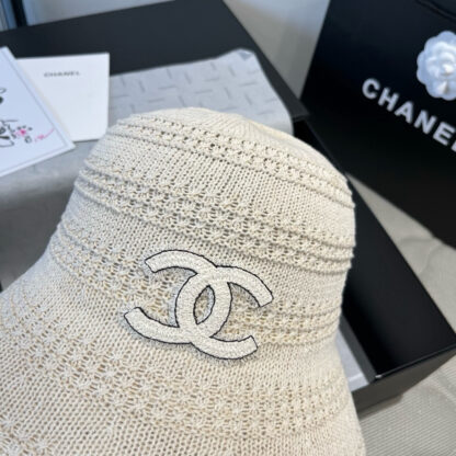 Chanel Spring/Summer Knitted Bucket Hat - Image 5