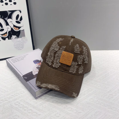 Dior stylish baseball cap - Image 6