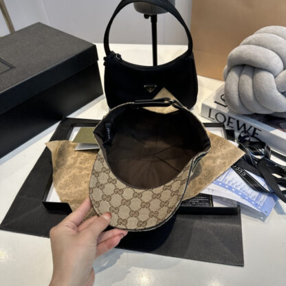 Gucci Lido Baseball Cap - Image 5