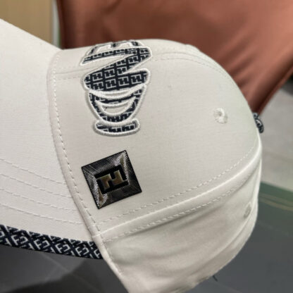 Fendi simple versatile baseball cap - Image 6