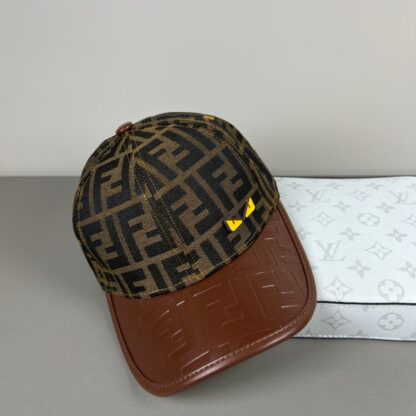 Fendi classic monogram trendy baseball cap - Image 6