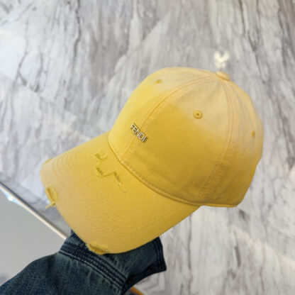 Fendi stylish simple baseball cap - Image 6