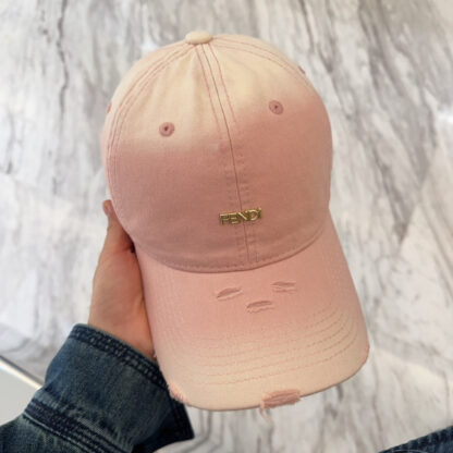 Fendi stylish simple baseball cap - Image 6