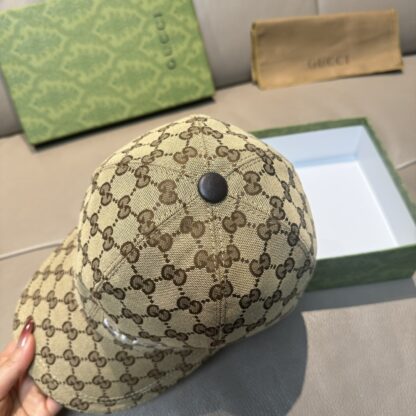 Gucci embroidered baseball cap - Image 5