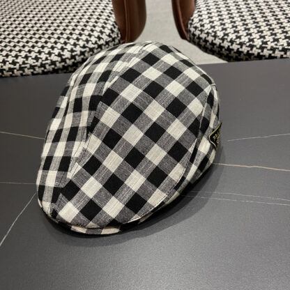 Prada retro face-enhancing small beret - Image 2