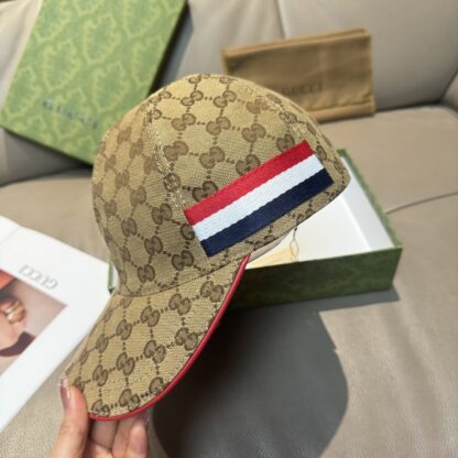 Gucci baseball cap for men and women - Image 5