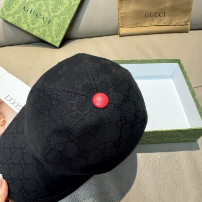 Gucci baseball cap for men and women - Image 5
