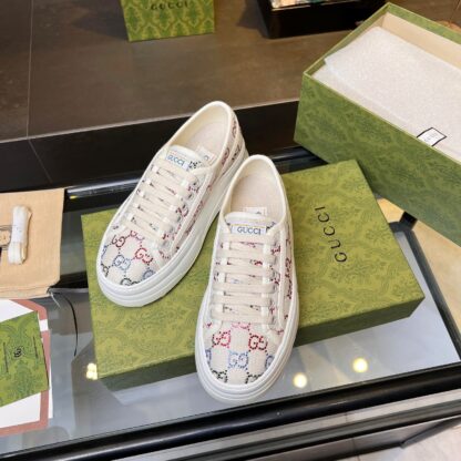 Gucci early spring casual sneakers - Image 6