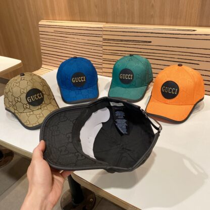 Gucci Unisex Baseball Cap - Image 5