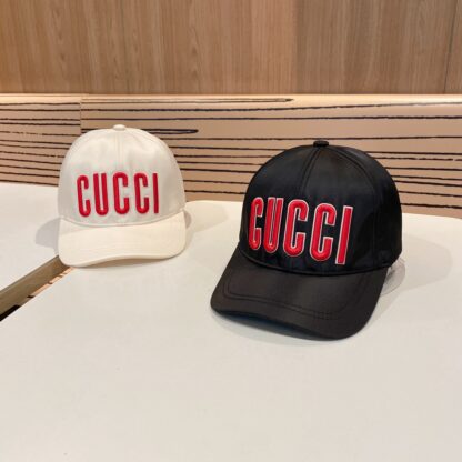 Gucci Unisex Baseball Cap - Image 5