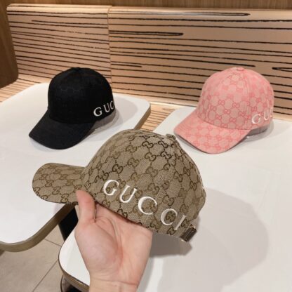 Gucci Unisex Baseball Cap - Image 5