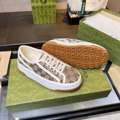 Gucci early spring casual sneakers - Image 6
