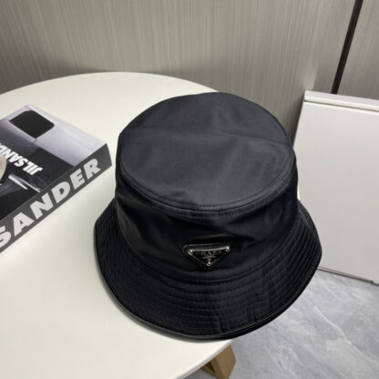 Prada's new bucket hat for spring and summer - Image 5