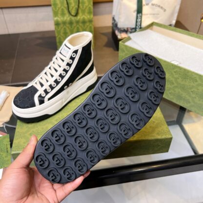 Gucci early spring casual sneakers - Image 5