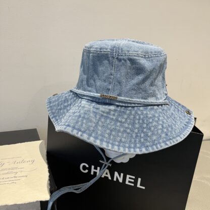 Burberry New Denim Bucket Hat - Image 6