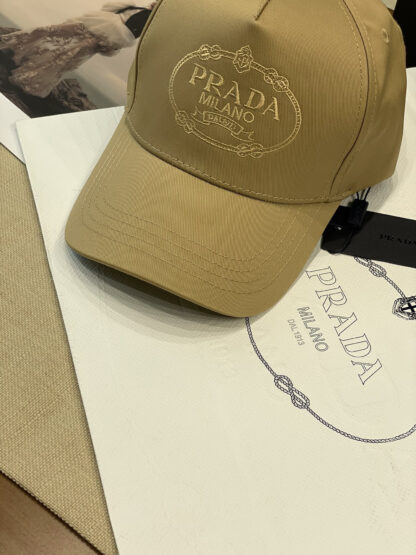 Prada fashion baseball cap - Image 5