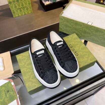 Gucci early spring casual sneakers - Image 6