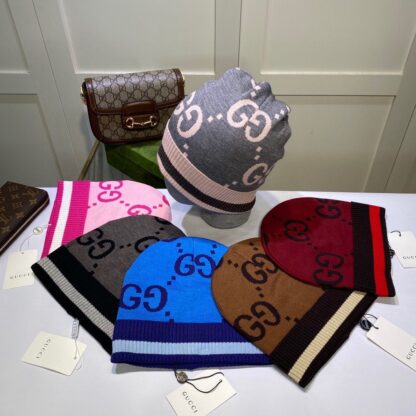 Gucci cashmere knitted hat - Image 5