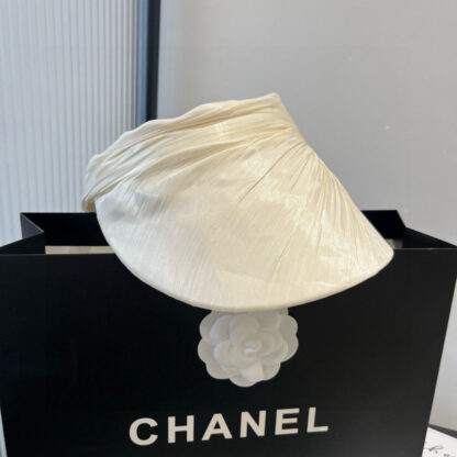 Miu Miu Bow Visor - Image 5