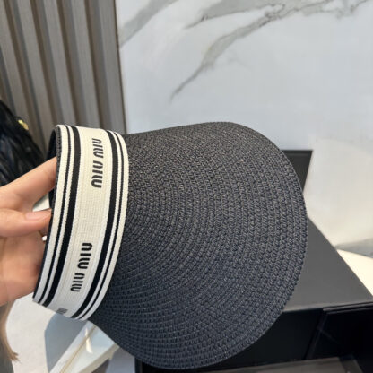 Miu Miu simple versatile open top hat - Image 6