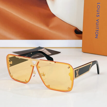 LOUIS VUITTON Fashion Sunglasses - Image 6