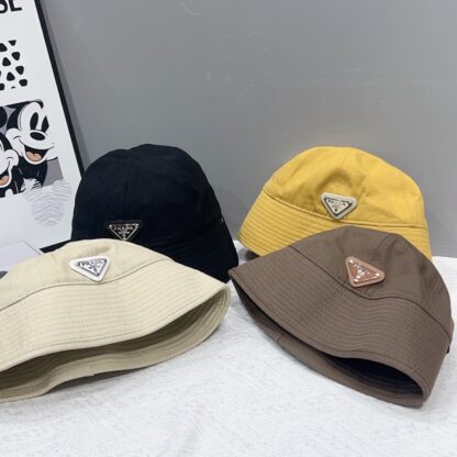 Prada triangle logo bucket hat - Image 5