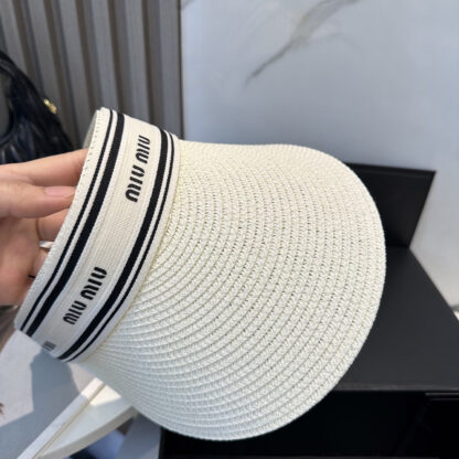 Miu Miu simple and stylish hollow hat - Image 6