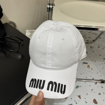 Miu Miu simple fashion baseball cap - Image 6