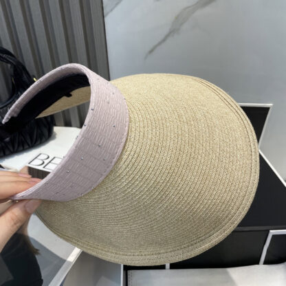Miu Miu Simple Casual Hat - Image 6