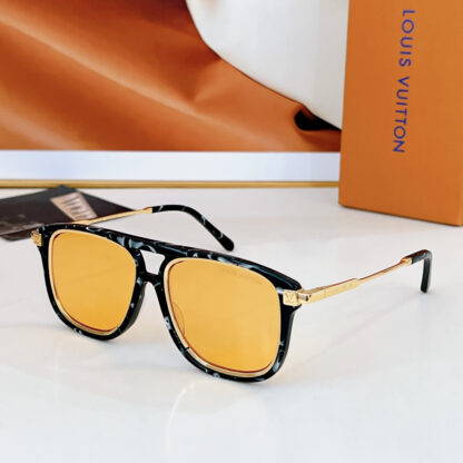 LOUIS VUITTON Fashion Sunglasses - Image 6