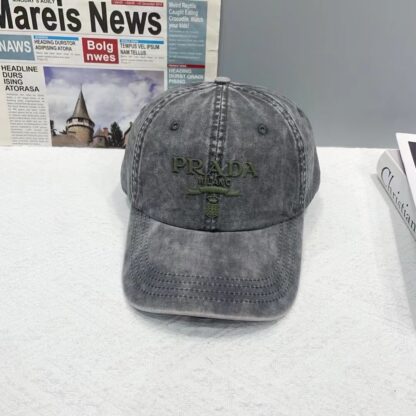 Prada fashion baseball cap - Image 5