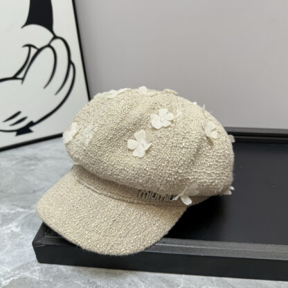 Miu Miu stylish versatile beret - Image 6