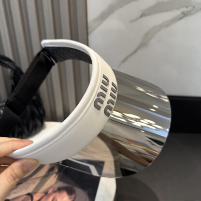 Miu Miu new lens hat - Image 6