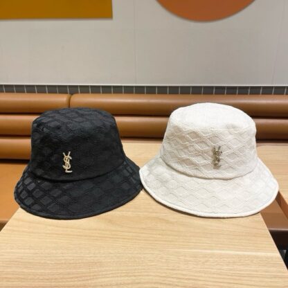 Saint Laurent's new simple bucket hat for early spring - Image 5