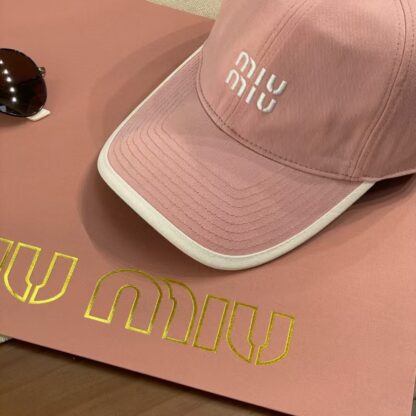 Miu Miu casual embroidered baseball cap - Image 6