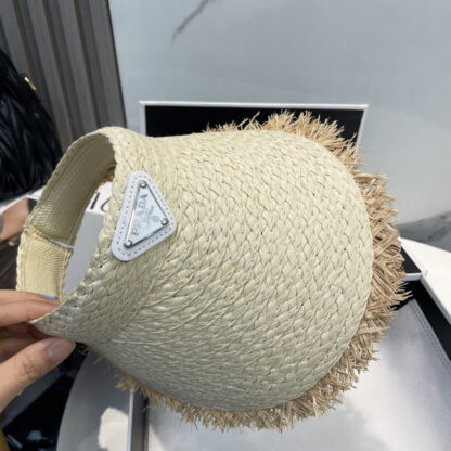 Prada's must-have cool hat for summer - Image 5