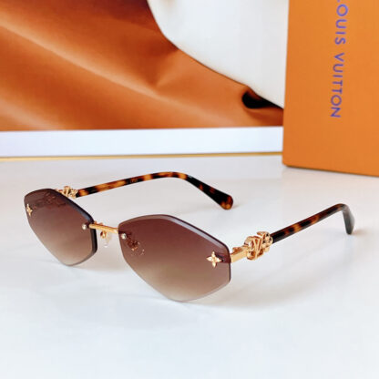 LOUIS VUITTON Fashion Sunglasses - Image 6