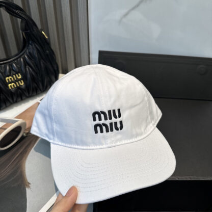 Miu Miu embroidered baseball cap - Image 6