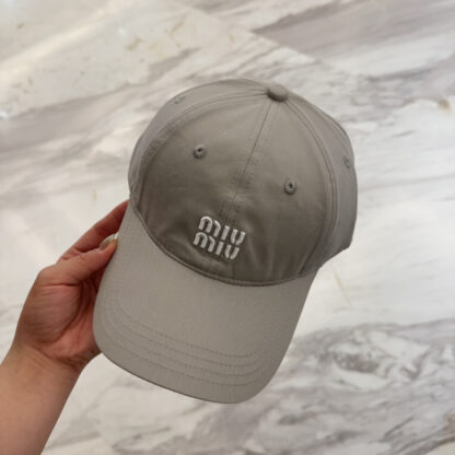 Miu Miu simple embroidered baseball cap - Image 6