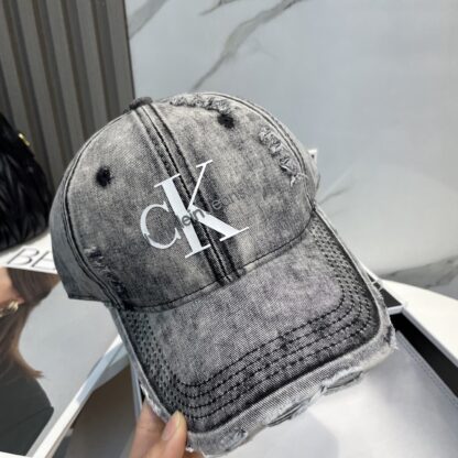 Calvin Kleinf Spring New Baseball Cap - Image 5