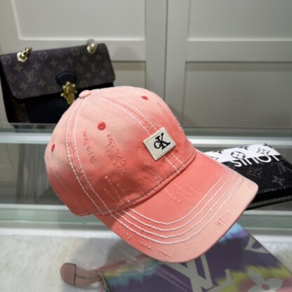Calvin Kleinf stylish all-match baseball cap - Image 5