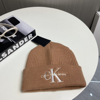 Calvin Kleinf fine wool knitted single hat - Image 5
