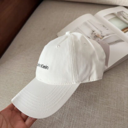 Calvin Kleinf casual all-match baseball cap - Image 5