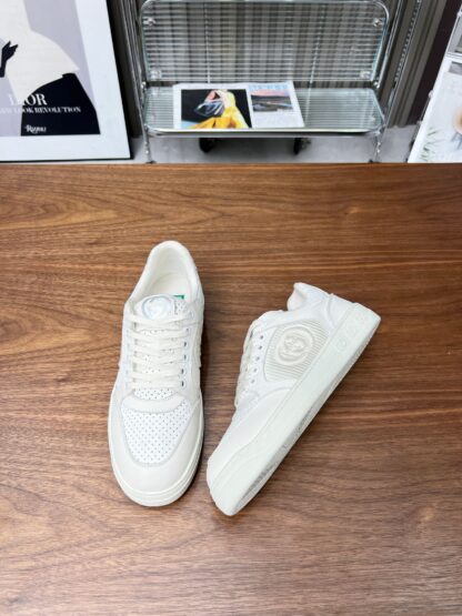 Gucci low-top distressed sneakers - Image 6