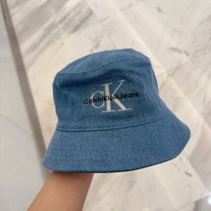 Calvin Kleinf casual all-match bucket hat - Image 5