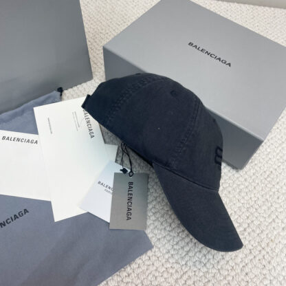 Balenciaga classic letter embroidered baseball cap - Image 5
