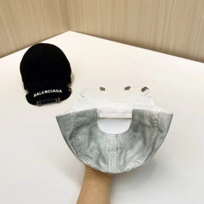 Balenciaga Korean version of British casual custom baseball cap - Image 5