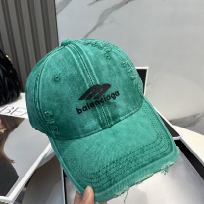 Balenciaga Spring New Hole Casual Baseball Cap - Image 5