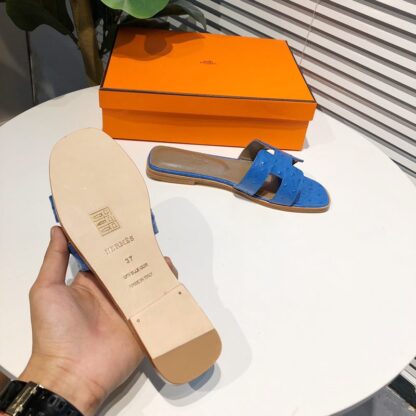 Hermès summer classic versatile crocodile pattern dark blue flat slippers - Image 3